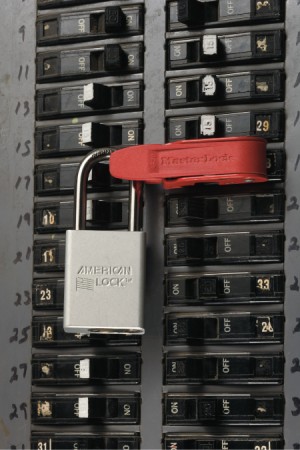 Circuit Breaker 493B in use, locking out Circuit Breakers